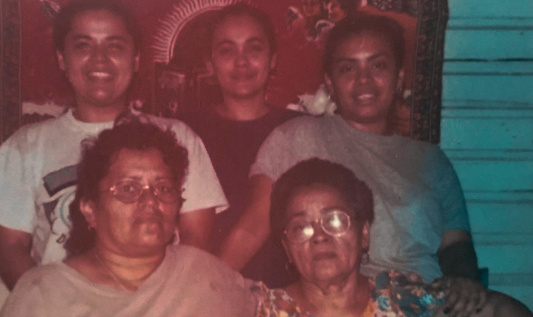 Santos cousins and aunts